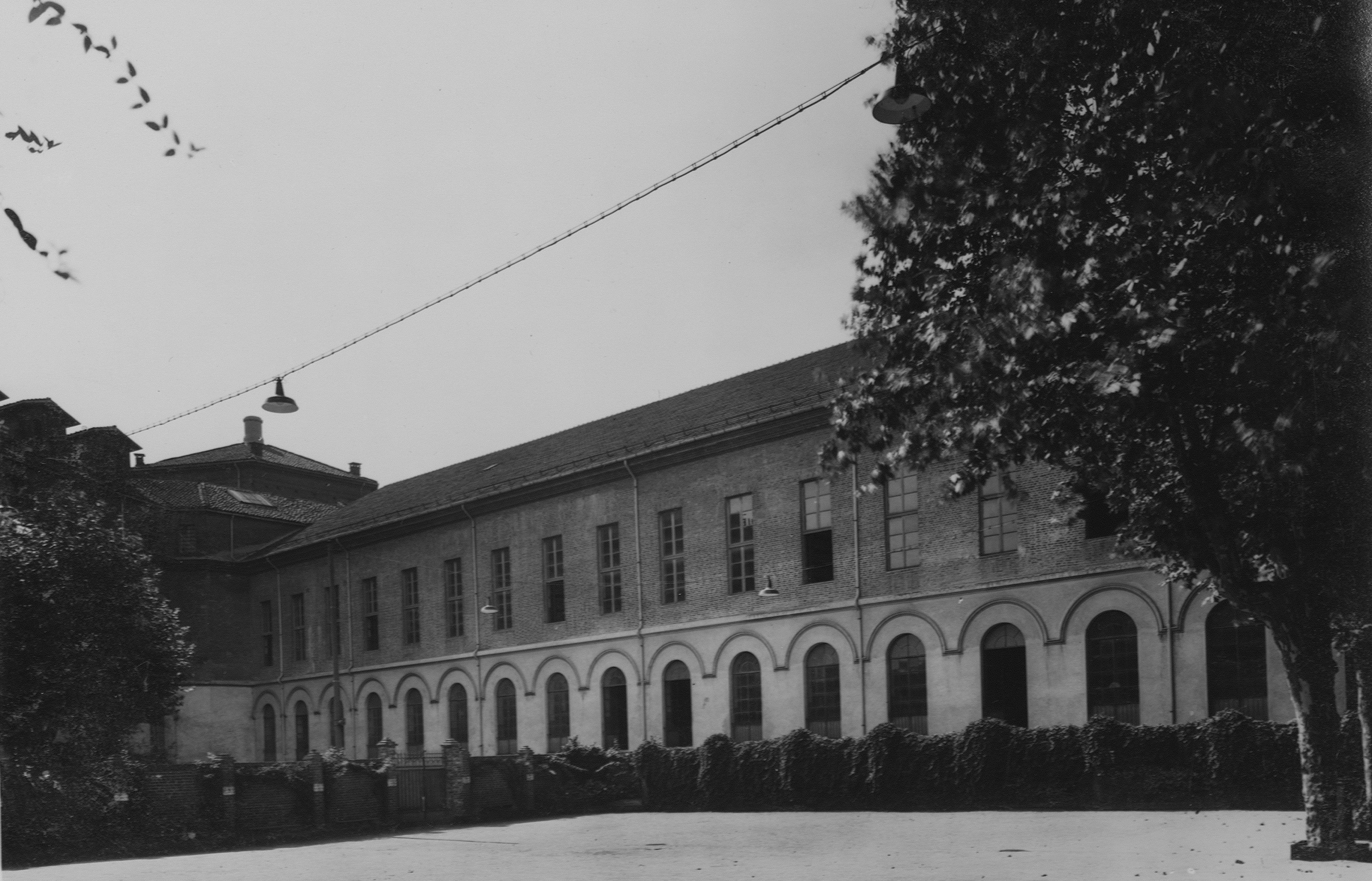 Corsie della storia. L’ospedale San Luigi da luogo di cura a sede dell’Archivio di Stato